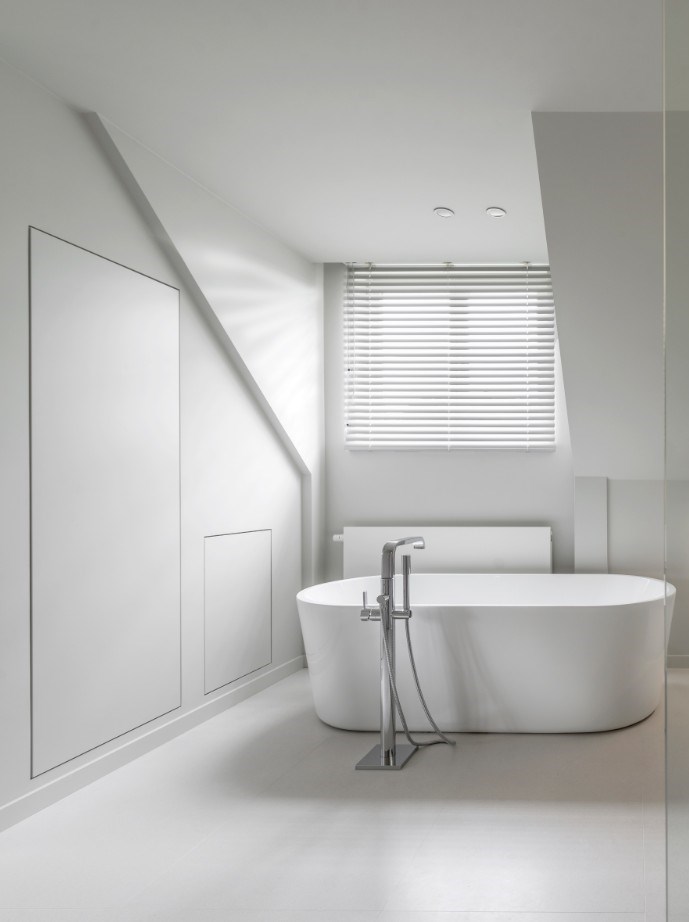 Custom made bathroom design - Lefèvre Interiors Belgium